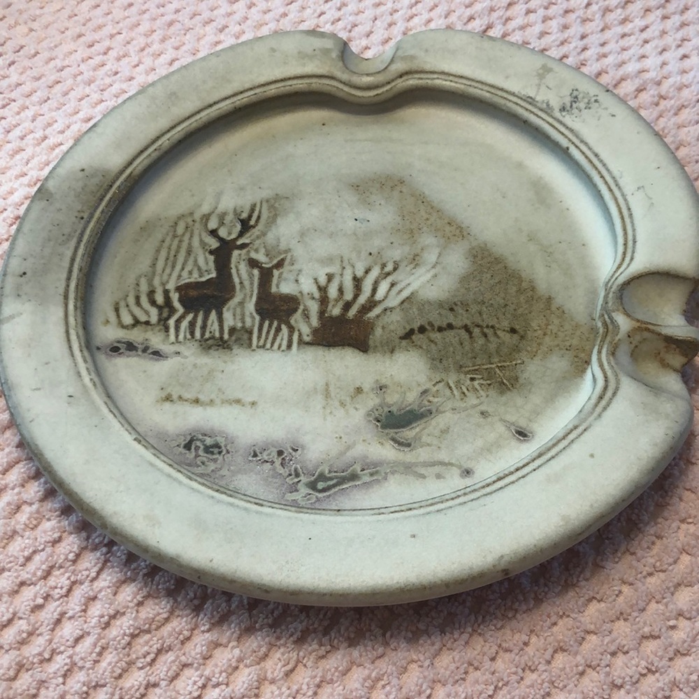 Studio Arts Pottery Wall Hanging 10” Thrown Plate Signed Handmade Deer Motif